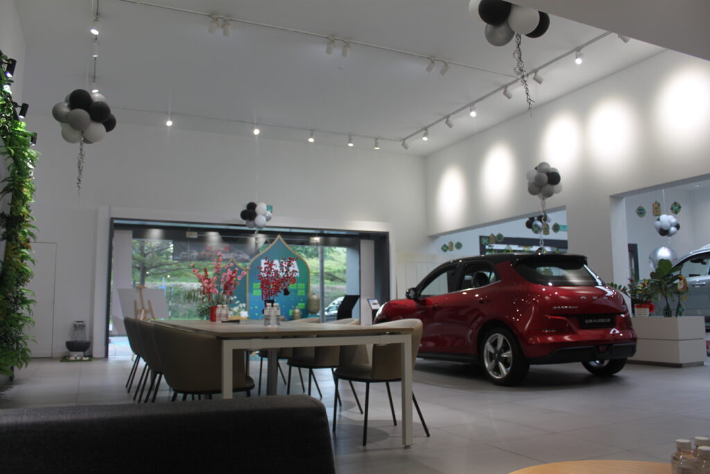 Customer's lounge